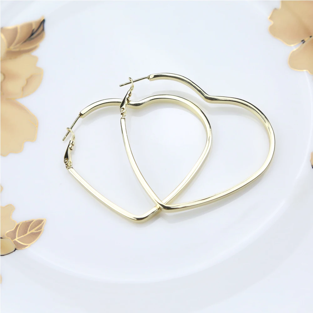 

New Arrival Gold Plated Heart Shape Hoop Earrings for Girls Gift