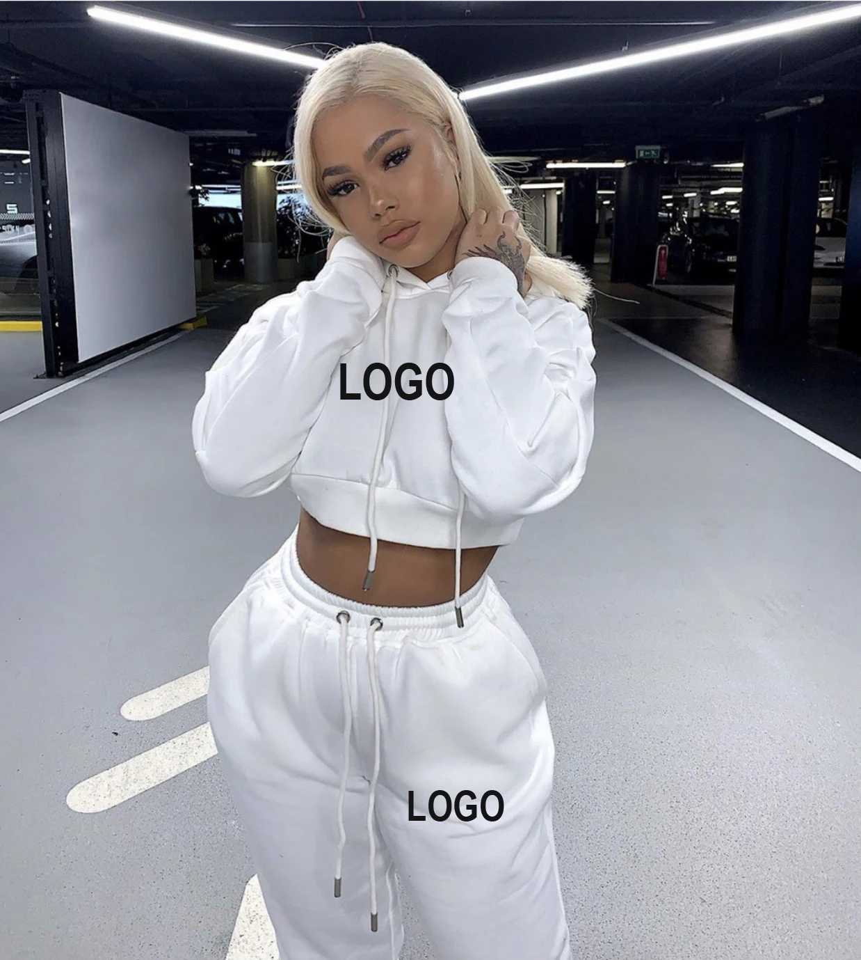 

Custom Logo Knit Fleece Women Sweater Hoodie Sports Outfit Crop Top Joggers Trousers Tracksuit Two Pieces Suit, As picture