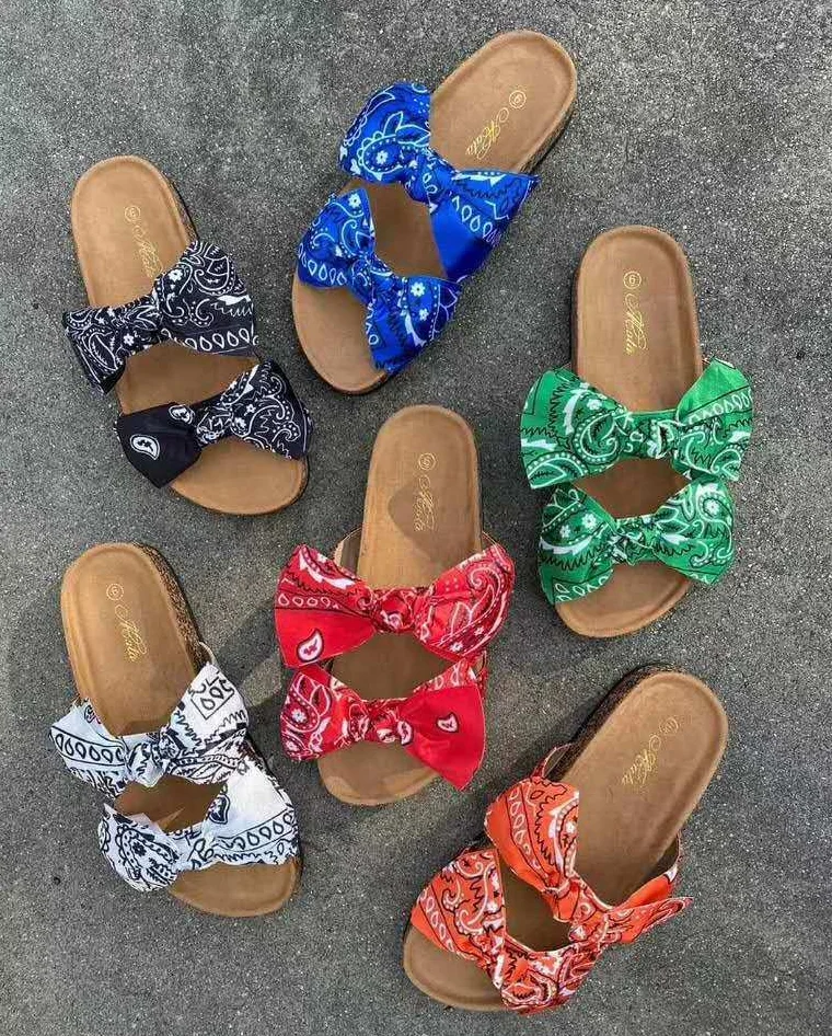 

Wholesale 2020 Fashion Ladies Beach Slide Hot Sale Women Slippers Flat Tie-dye Paisley Bandana Sandals Women, 6 color