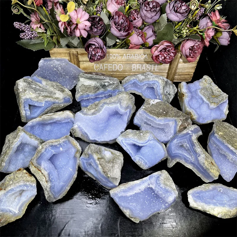 Wholesale Natural Healing Crystal Blue Lace Agate Raw Stone with Druzy Geode for Home Decoration