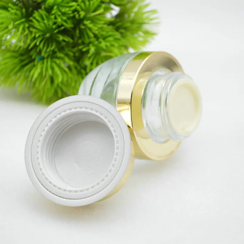 工厂供货商40毫升玻璃罐乳液面霜玻璃罐带金色盖子