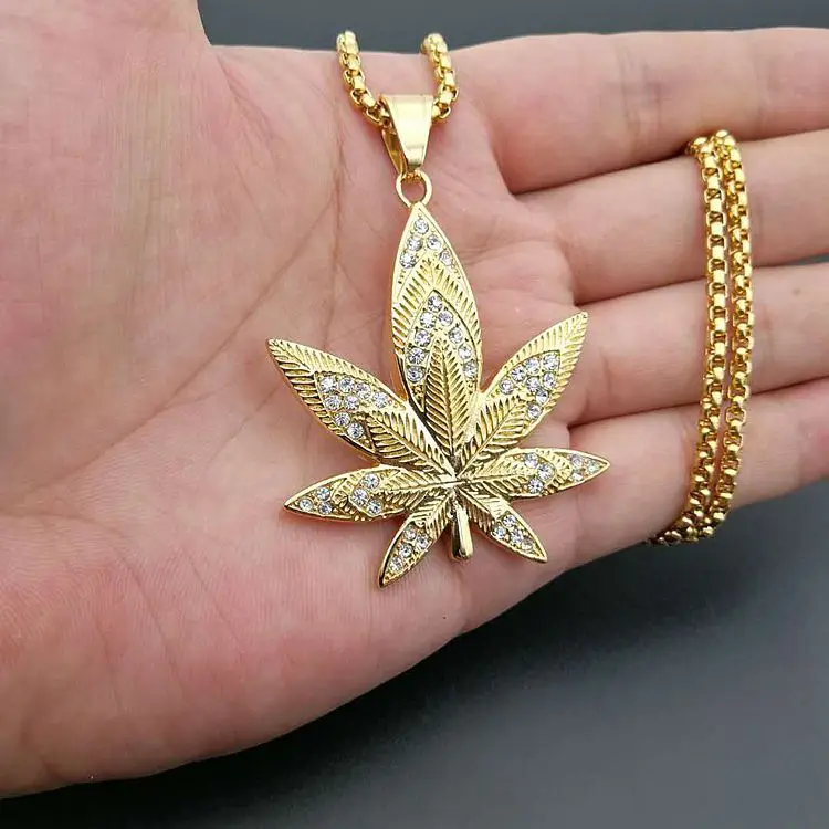 

Hip Hop Crystal Gold Plated 18k Leaf Pendant Necklace Jewelry with Chain