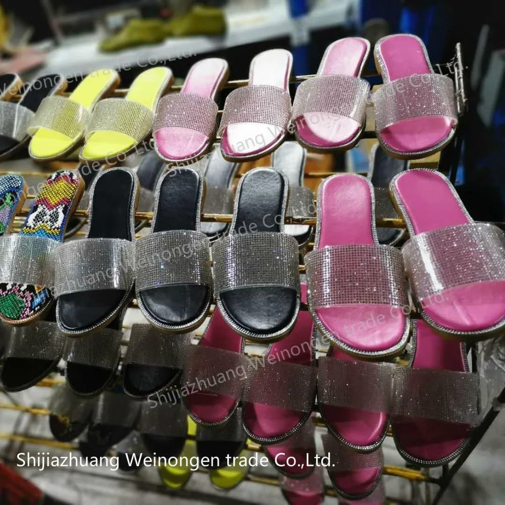 

Women Summer Flat Bling Slippers Transparent Soft Jelly Shoes Female Flip Flops Sandals Outdoor Beach Ladies Slides Plus Size, As pictures