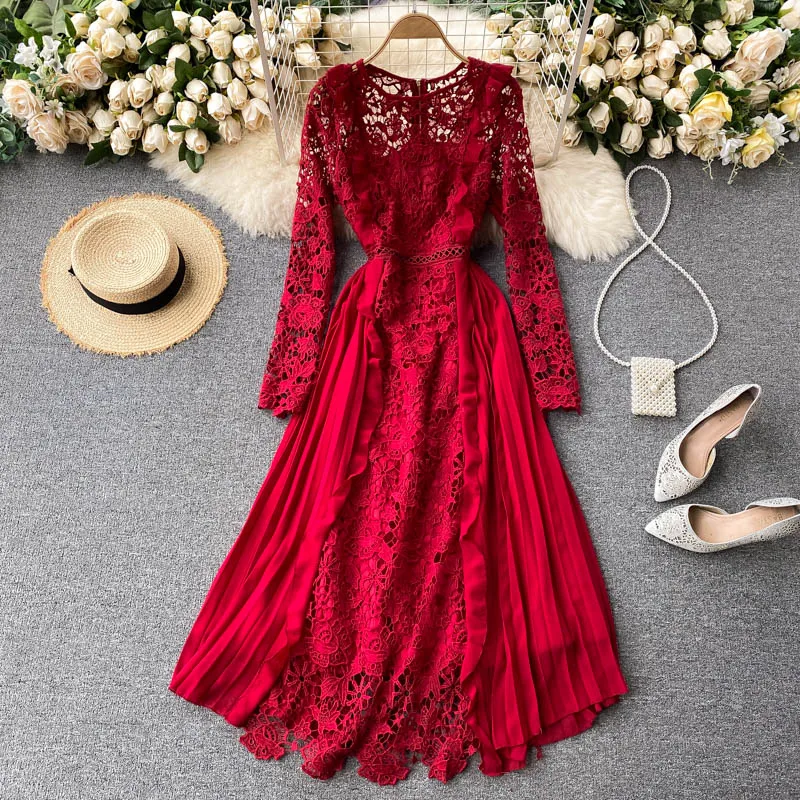 

2021 Spring New French Style Elegant Lace Dress Round Neck Hollow Out Long Sleeve Patchwork Pleated Chiffon Midi Dress