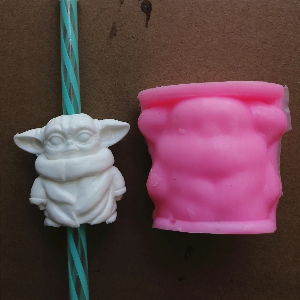 

6030 yoda silicone straw topper mold