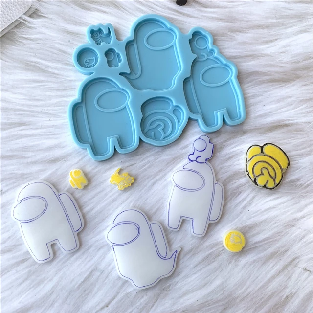 

B1007 DIY Shiny Resin Among Us And Pets Silicone Keychain Mold, Stock or customized