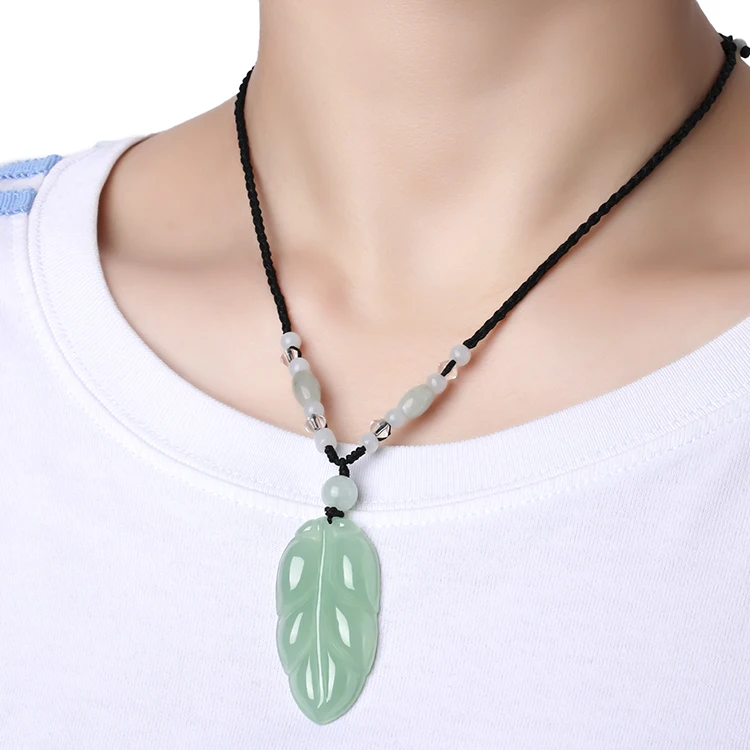 

Certified Grade A Supply Genuine Leaves Female Style Leaf Jade Pendant