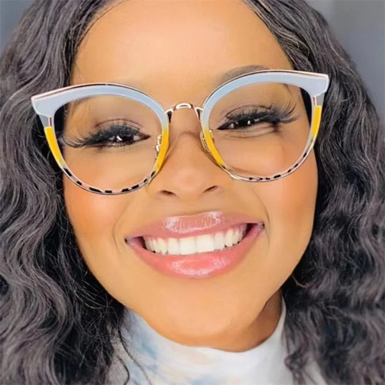 

2024 Cheap Eyewear Round Anti Blue Glasses Frames Fashion Oversized Transparent Optical Eyeglasses Frames For Women Prescription