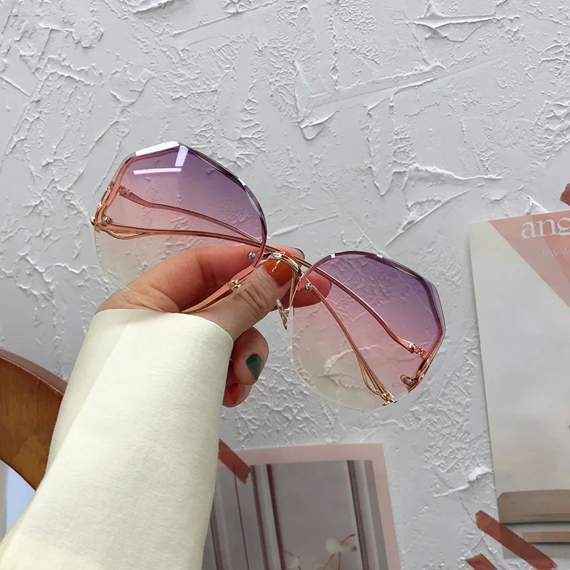

QA7098 Creative crystal cut fashion sunglasses gradually change color, new rimless sunglasses women 2021
