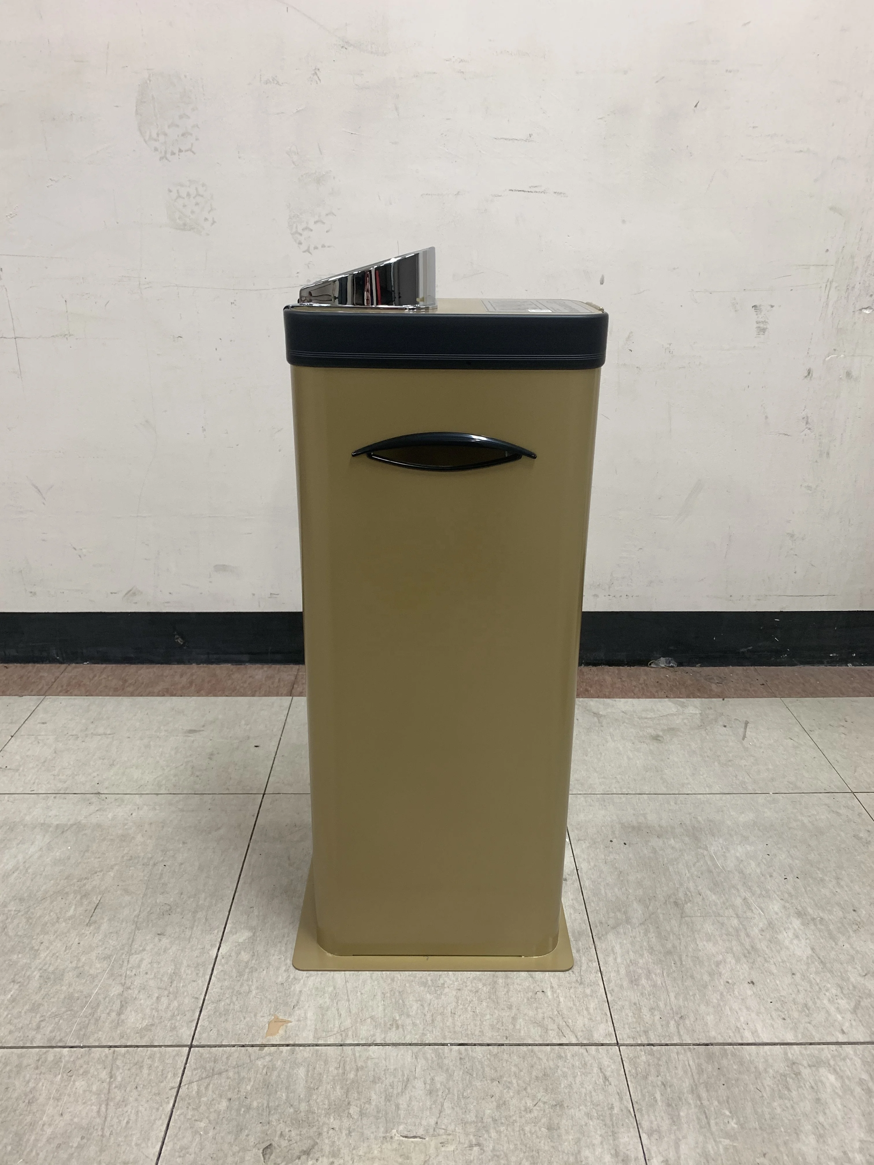 
[OP1-GD] Luxurious designed and EGI coated Special Gold Color Automatic Wet Umbrella Wrapping Machine made in Korea 