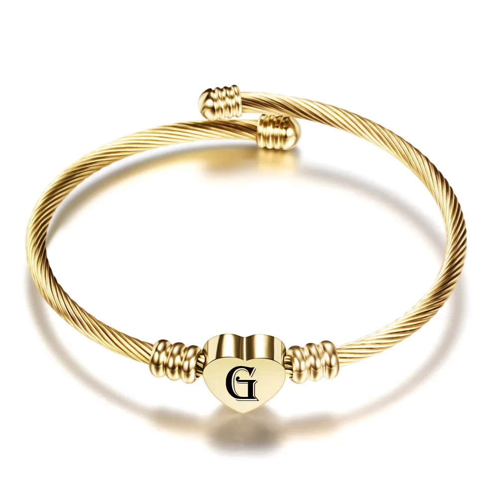 

18k Gold Plated Stainless Steel Heart Bracelet Bangle With Letter 2023 Hot Selling Initial Alphabet Charms Bracelets For Women