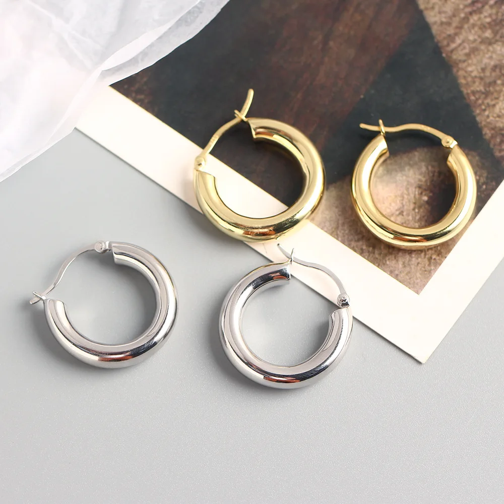 

Vintage Geometry Hollow Thick Round 925 Sterling Silver Earring 18k Gold Plated S925 Sterling Sliver Hoop Earrings For Girls