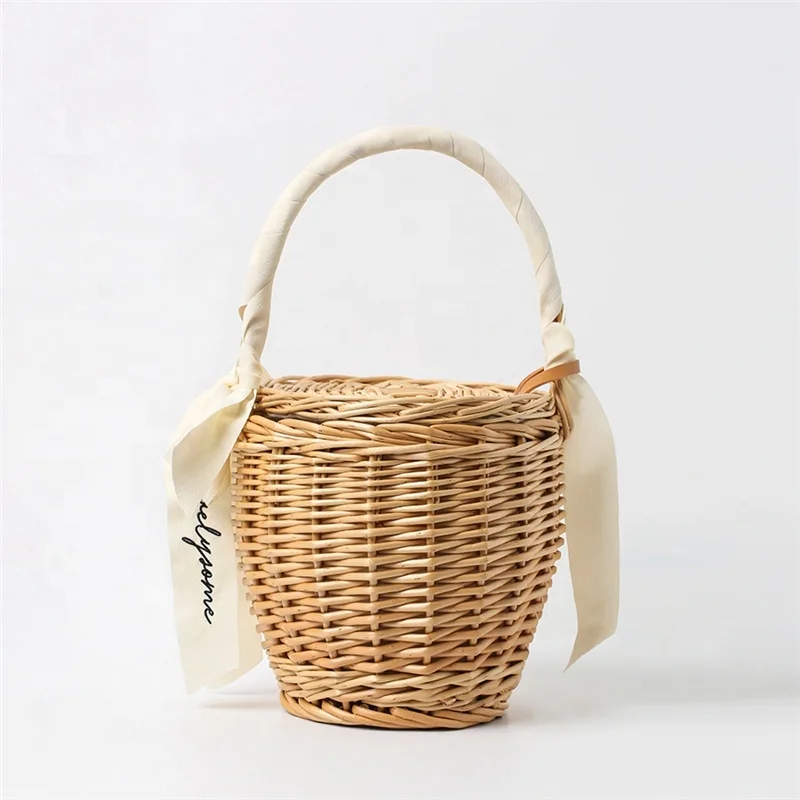 

Women Retro Handmade Bamboo Handbag Fashion wooden woven Tote Bags Causal Beach Hollow Out Basket Outdoor Bag Straw Beach Bag, White