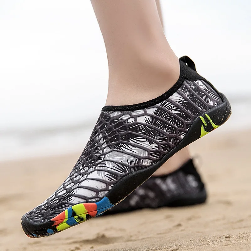 beach shoes (33).jpg
