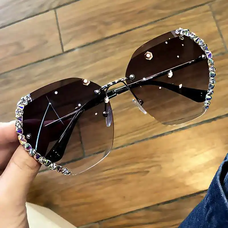 

2021 Vintage Fashion Oversized Rhinestone Bling Diamond Stone Crystal Decoration Luxury Pearl Fancy Party Sunglasses Sun Glasses