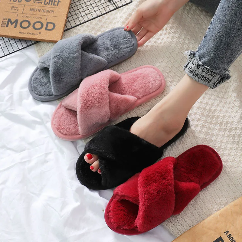 

Winter Home women Slippers Ladies Cross Soft Plush Furry Female indoor slippers Women Warm fluffy fur Slippers, As shown in figure