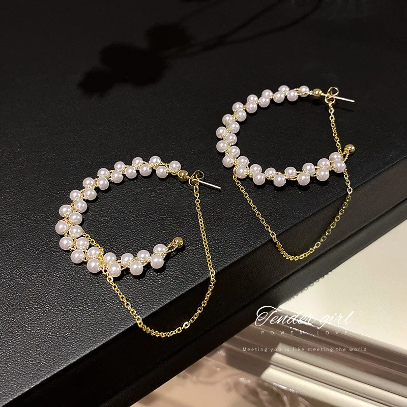 

fashion trendy wholesale pearl gold twisted hoop earrings