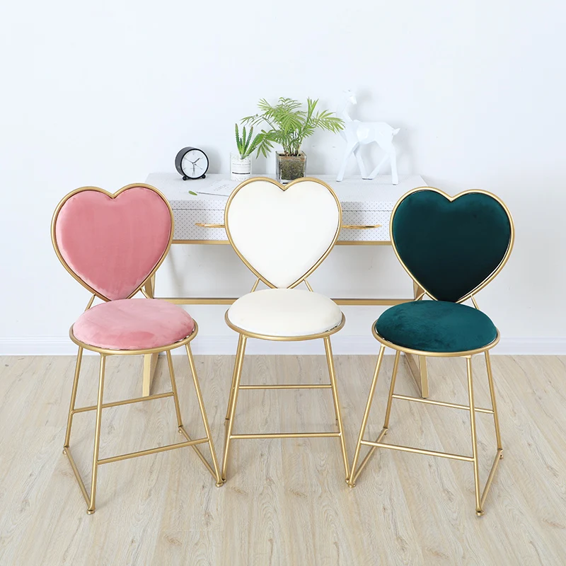 
Modern Simple Creative bedroom princess girl heart dressing table European makeup Nail chair European iron manicure chair 