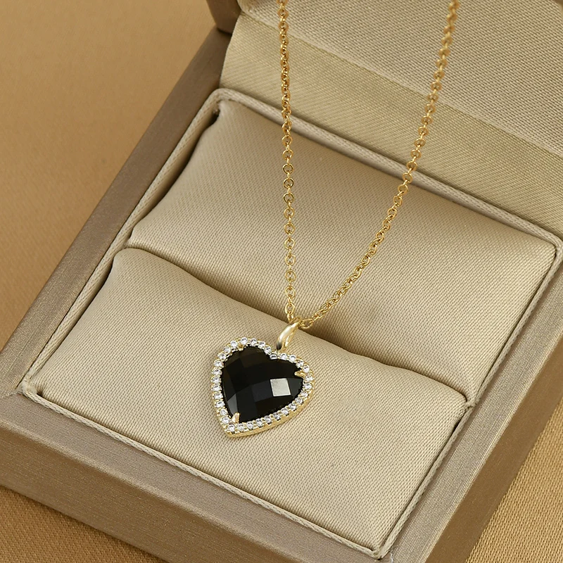 

XL62275 Wholesale Simple 2022 Black Heart Inlaid Zircon Stainless Steel Chain Pendant Necklace Gold Plated Women Jewelry