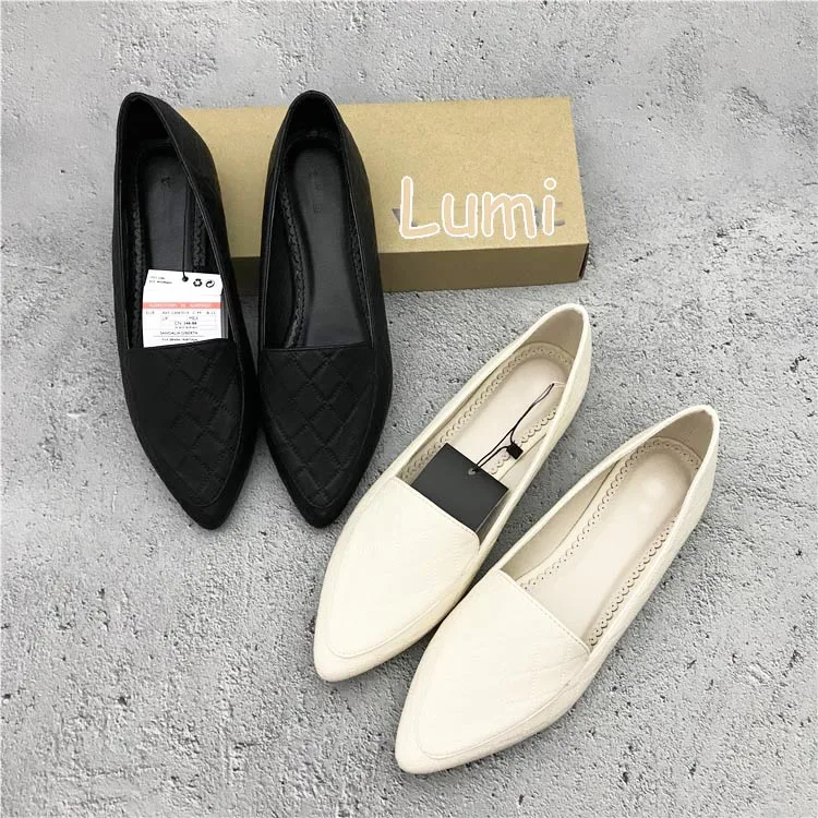 

Ladies soft and comfortable pointed loafers pumps flat shoes, As per require