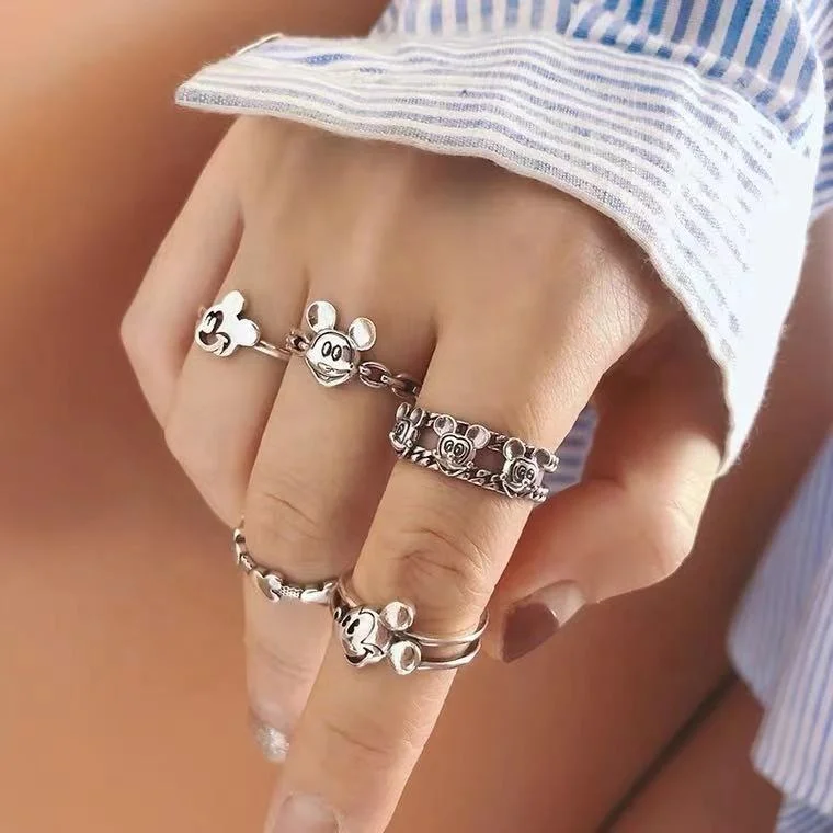 

Vintage Old Style Silver Color Cartoon Mouse Adjustable Ring Lovely Style Anime animal Open Rings for Women Jewelry Birthday