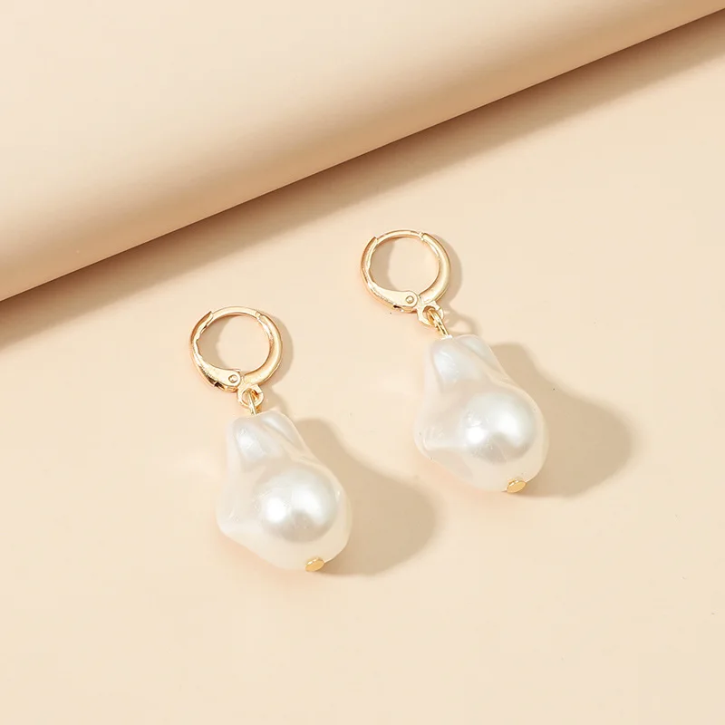 

2021 Sailing French Retro Original Pearl Dangle Earrings for Women Dainty Jewelry Elegant Baroque Pearl Dangle Earrings