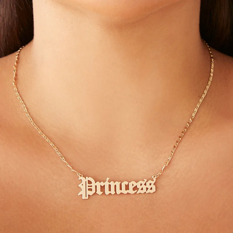 

Letters Princess Custom Necklaces Women Gold Color Old English Nameplate Name Pendant Necklace (KNK5163), Same as the picture