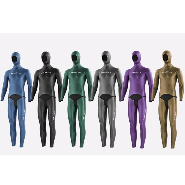 wetsuit 1.png