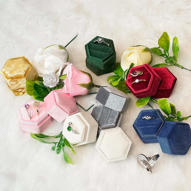 

Tongxing Wholesale Custom Logo Ring Packaging Boxes Organizer For Wedding Gift Hexagon Jewellery Velvet Jewelry Box