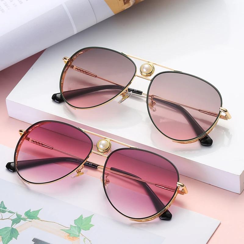 

Weekly Deals High Quality Luxury Pearl OEM Sunglasses, 5 colors