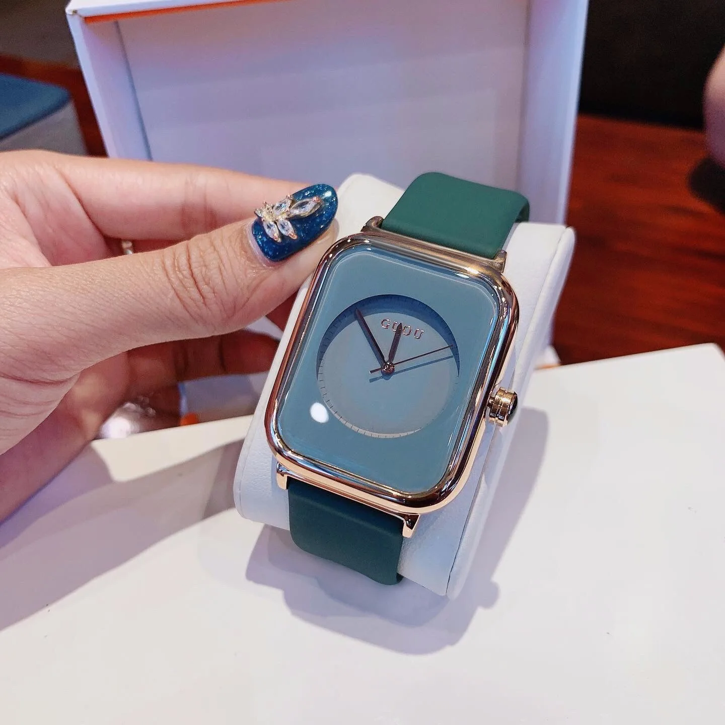 

GUOU Silicone Band Square Ladies Fashion Watch Candy Dial No scale Watches Women Wrist Luxury Quartz Watch, 8 colors