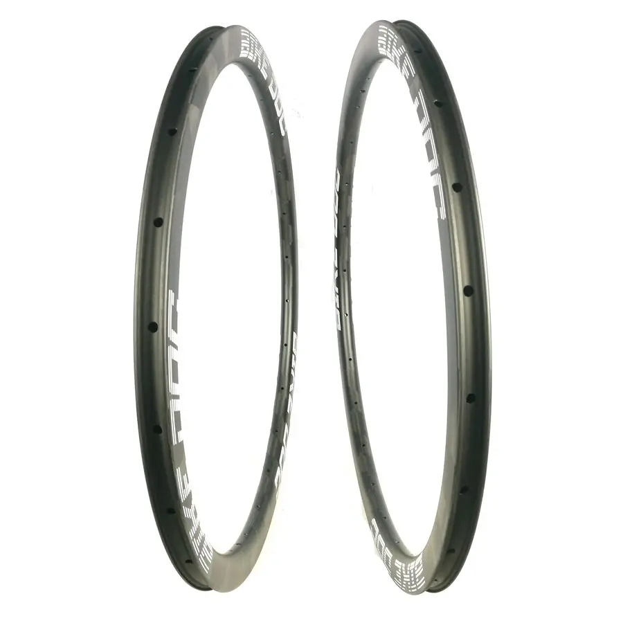 Bikedoc 28 Pouces Tubeless Pneu Léger 700c Cycle De Vélo De Route En Carbone Haute Tg Jante De