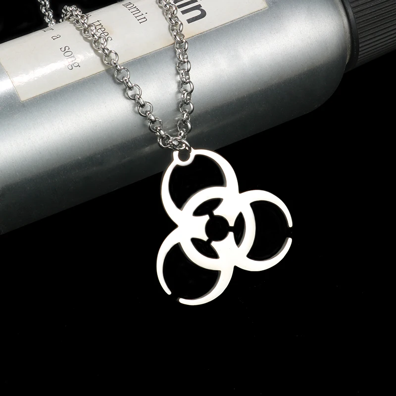 

Resident Evil with necklace totem pendant sweater chain hip hop titanium steel necklace