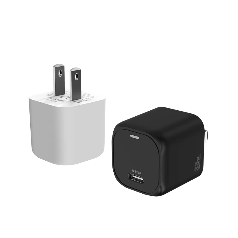 

2022 Newest Selling 33w Gan Quick Travel Charger Three Ports Mini Size 33w Fast Charging Quickly Gan Wall Charger