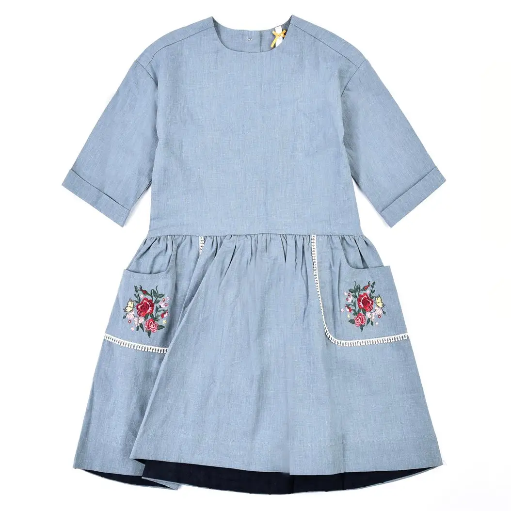 
2020 New Design Kids Clothing Wholesale woven fabric with Emb Fashion Girls daily dress 