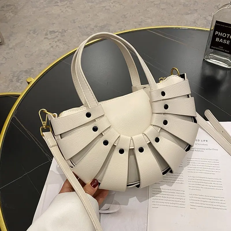 

Vintage Hollow Out Shell Women Handbags Designer Brand Half Round Female Shoulder Bags PU Leather Basket Crossbody Bags New 2021