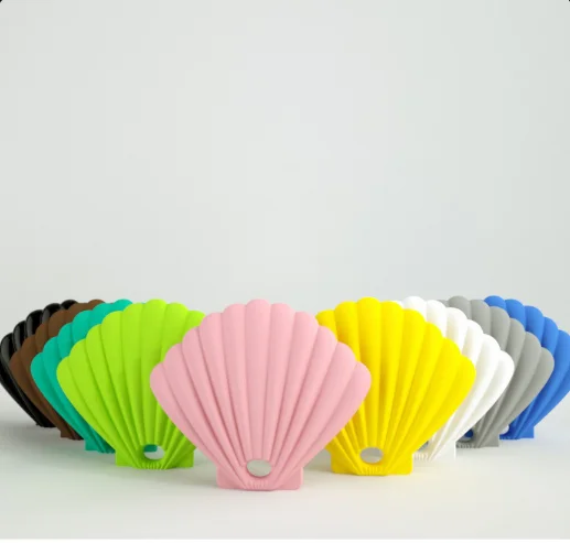 

Colorful Silicone Face Cover Storage Case Portable Silicone Masking Storage Holder, Transparent