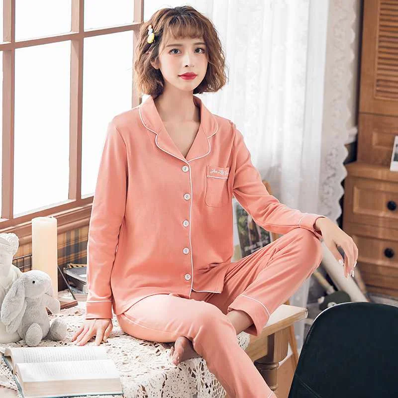 

2021 new spring and autumn couple solid color pure cotton home service suit men's simple plus size lapel sleepwear suit ladies, Required