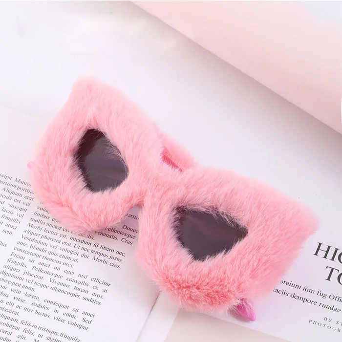 

New Design Plush Cat Eye Playing Party Eyewear Sunny Fashion Winter sun glasses Women Faux Fur Plush furry Sunglasses