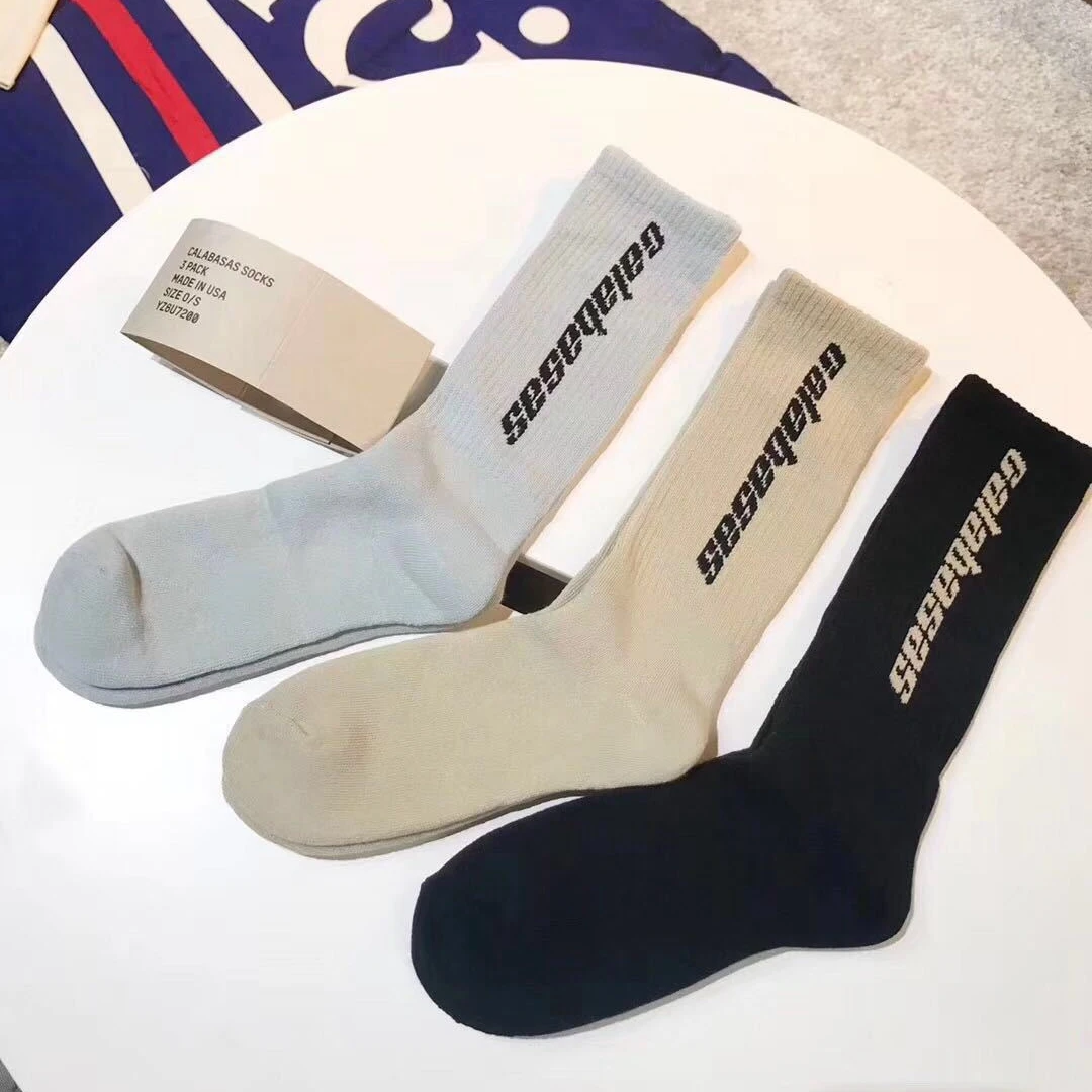 Wholesale supply yeezy  350V2 socks men and women  cotton sports boat best top quality socks