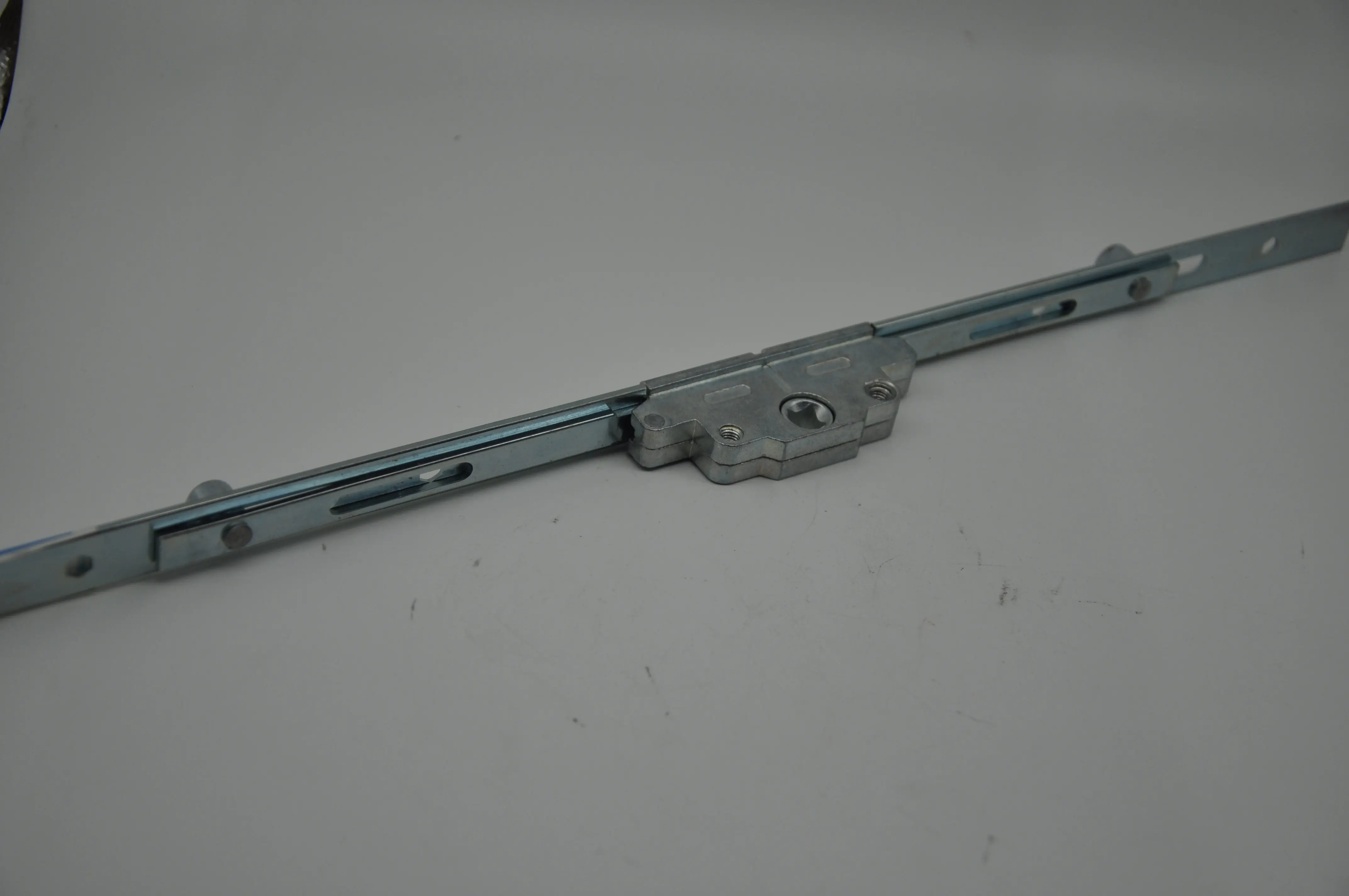 2020 New Arrival Upvc Zinc Alloy Window Espag Transmission Rod,Door And Window Accessories