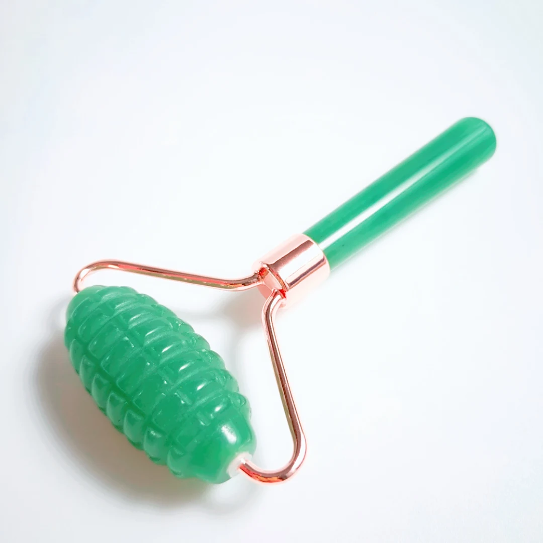 

Factory facial jade roller Green Aventurine Rollers one hand massage and rugged edge roller