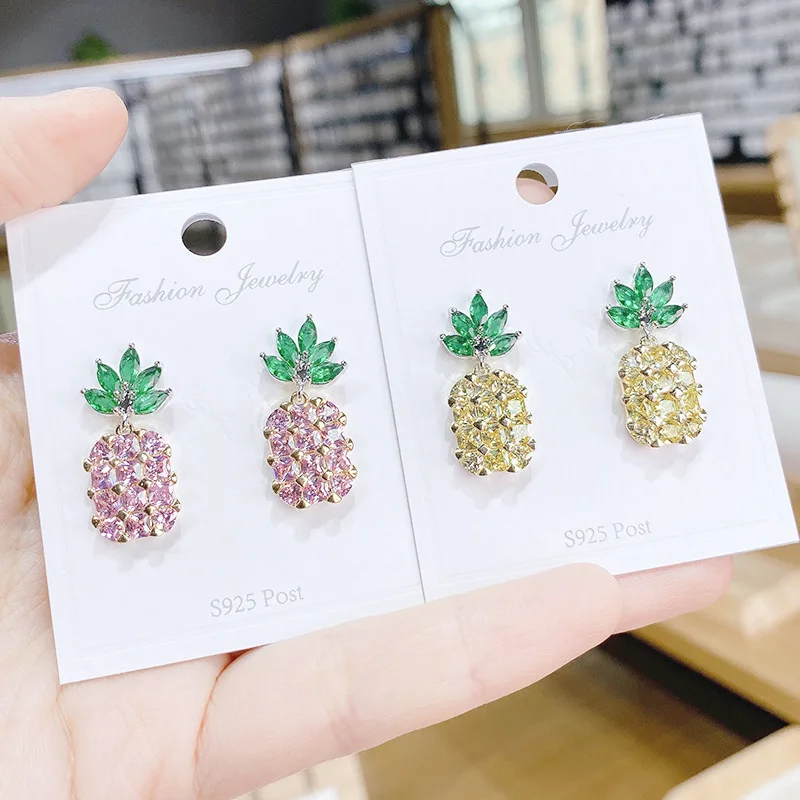 

ED80303 Fashion design gold plated brass women jewelry color zircon pineapple stud earrings