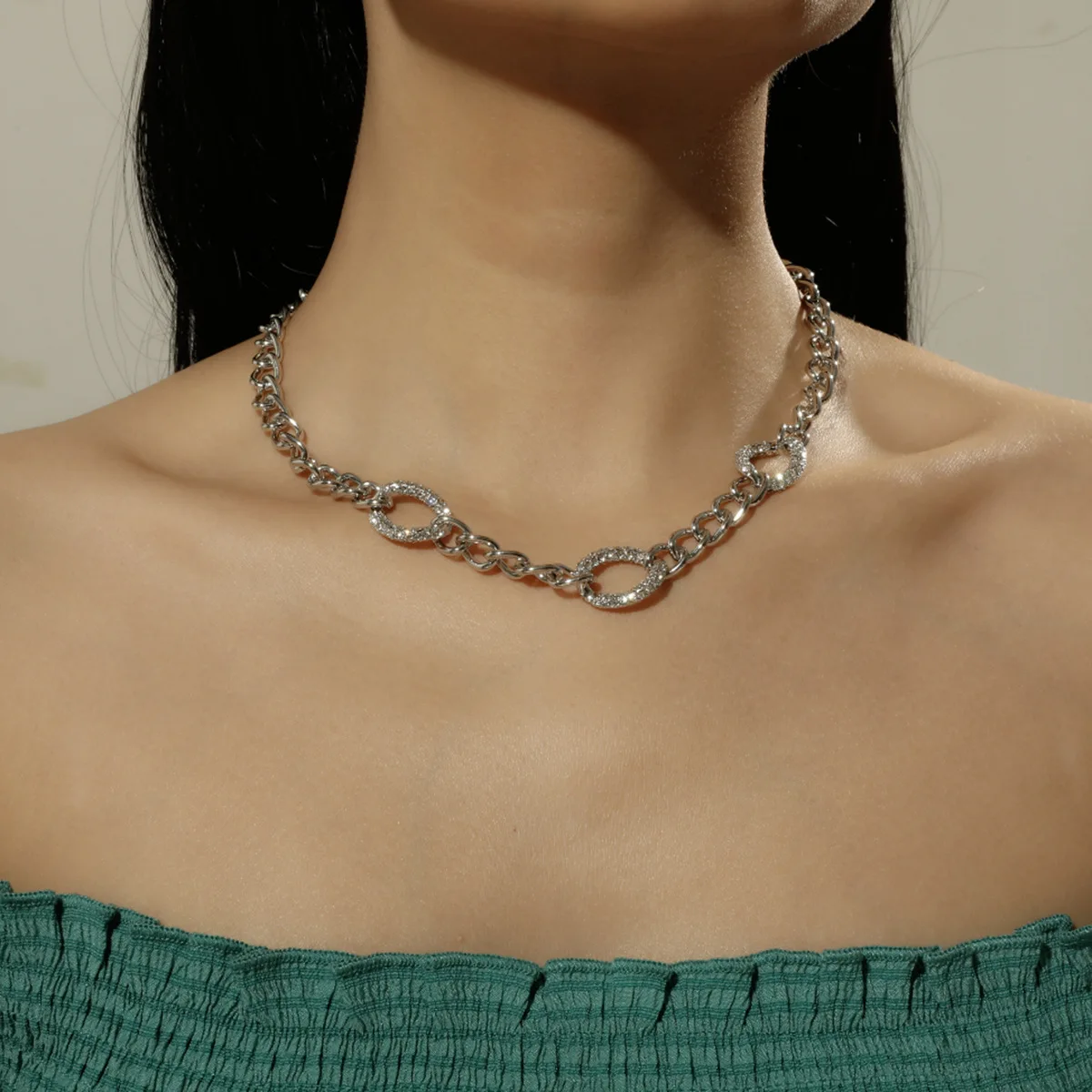 

Hip Hop Round Geometric Paved Rhinestones Chain Necklace for Women Cuban Bling Crystal Choker Rapper Men Aesthetics Jewelry, Silver/gold