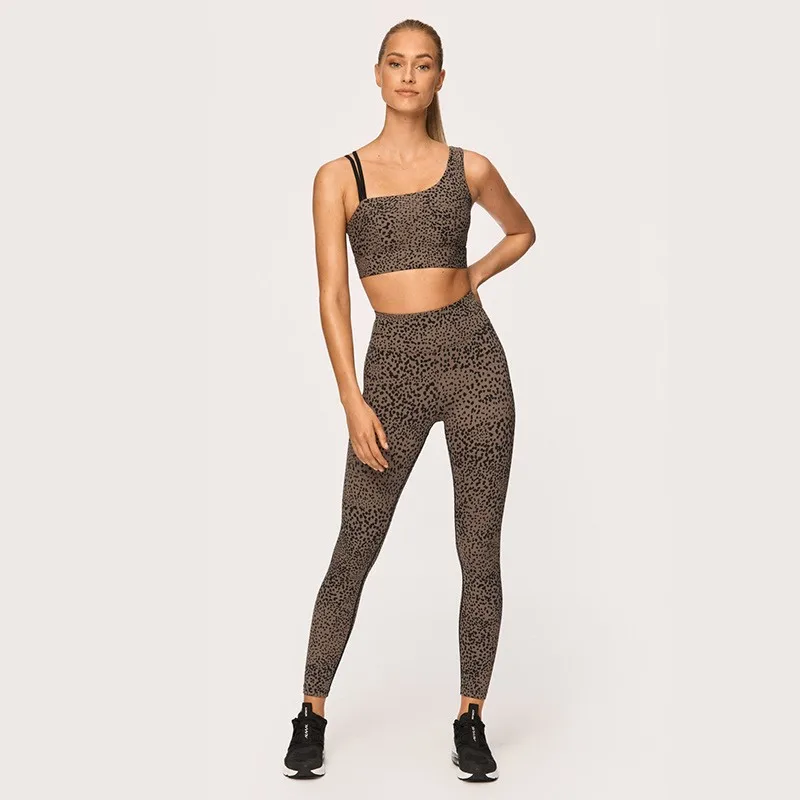 

Sexy Leopard Women Yoga Sets Gym Quick Dry Sports Bra & Leggings Sportwear Female Tracksuits Fitness Outdoor Climbing