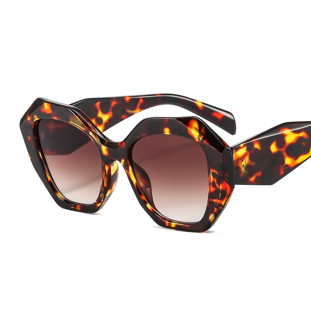 

Lmamba Polygonal Fashion Women Sunglasses Classic Leopard Sun Glasses Gorgeous Retro Big Frame Sunglasses UV400