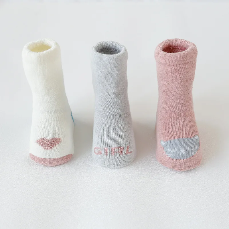 

MY-249 Infant Newborn Terry Thick Winter Warm Knee High Cotton Anti-slip Baby Socks With Grip, Custom color
