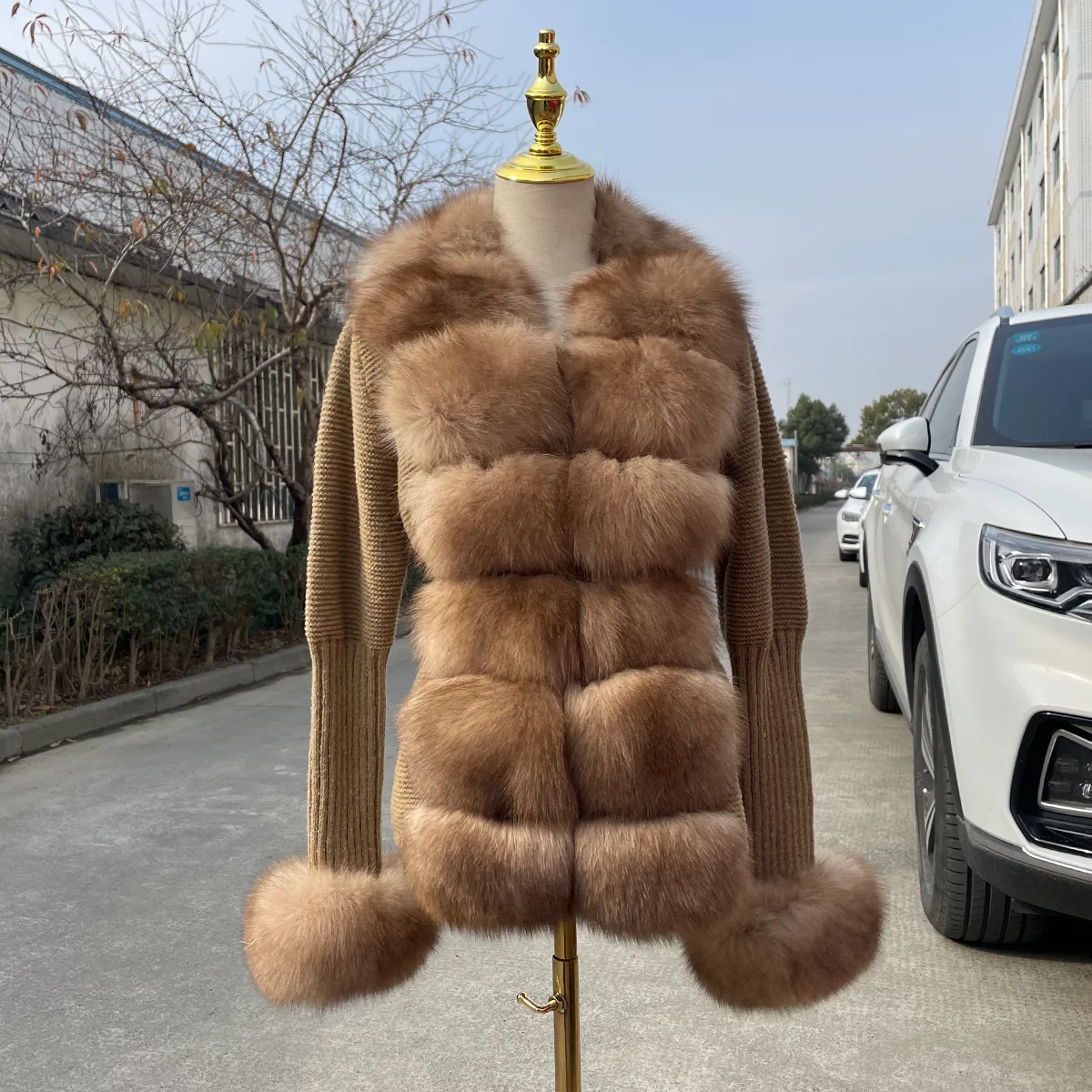 

QIUCHEN QC21144 Winter Fashion Ladies Luxury Fluffy Coat Detachable Fox Fur Knitted Jacket, Customized color