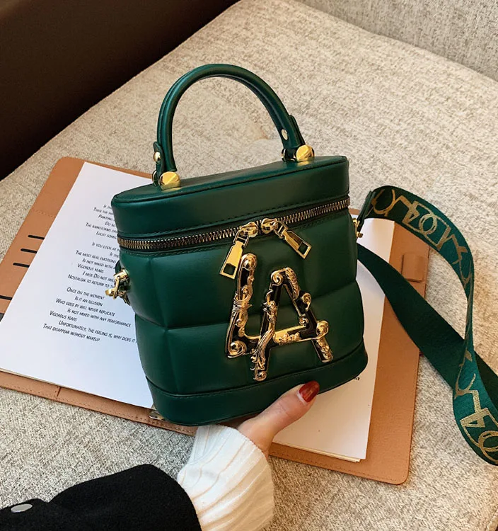 

2021 Fashion wholesale women big LA NY purse girls bucket bags, 6 colors