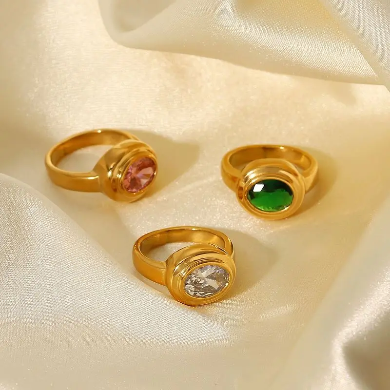 

Oversize gold diamond ring With Good Shop, Picture